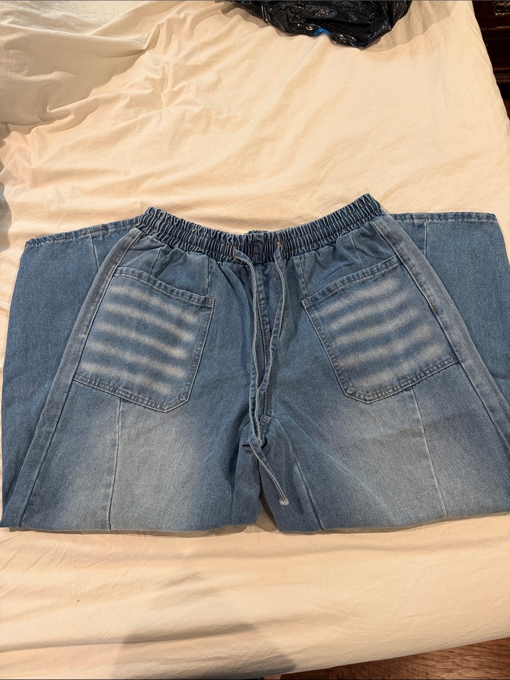 Light Wash Wide Leg Denim Jeans with Drawstring Waist